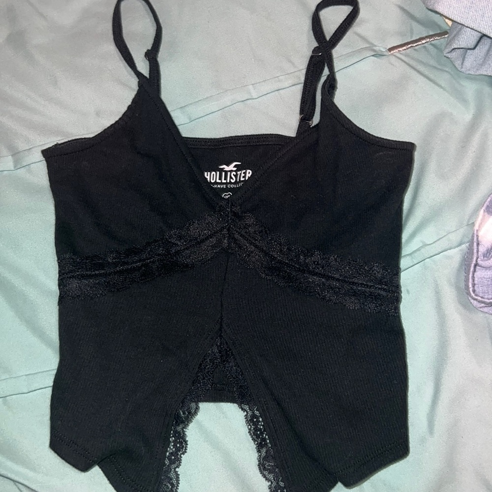 Black crop top
